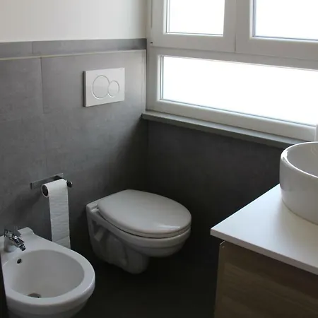 Irie Life - Centre Penthouse 3* Пескара